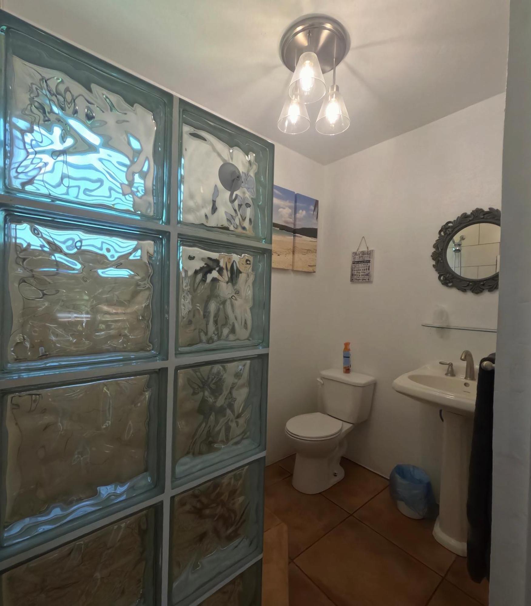 ויסקז Isla Hermosa Guesthouse מראה חיצוני תמונה