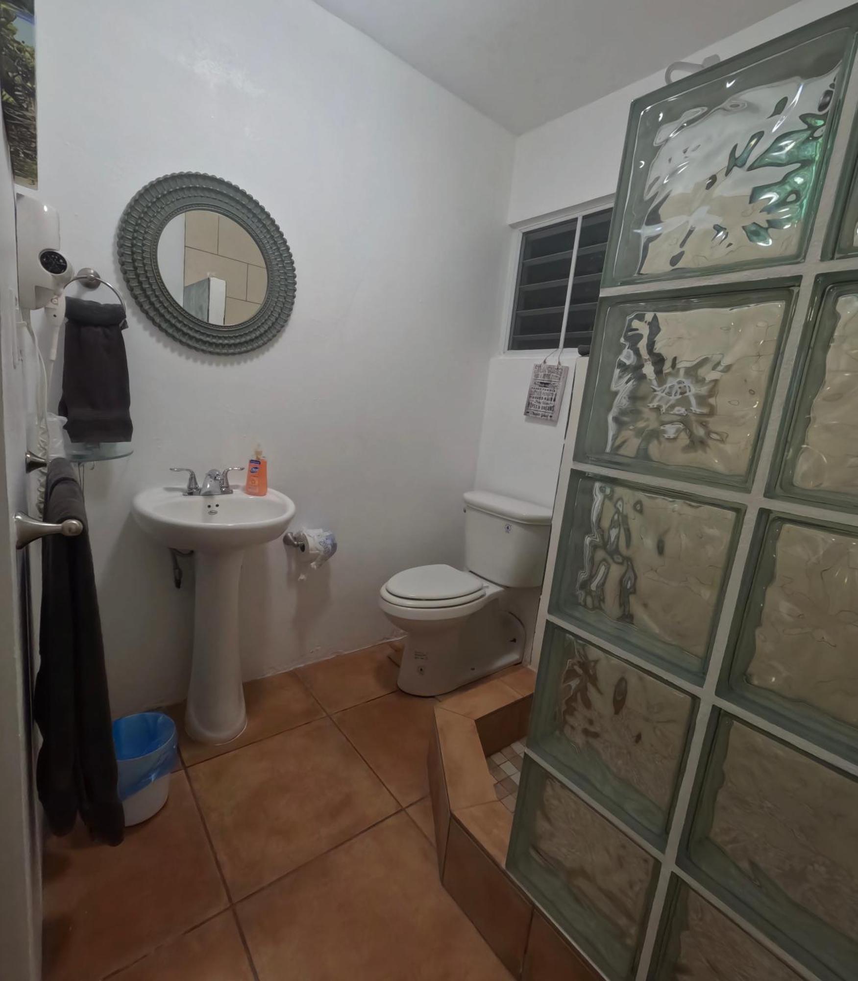 ויסקז Isla Hermosa Guesthouse מראה חיצוני תמונה