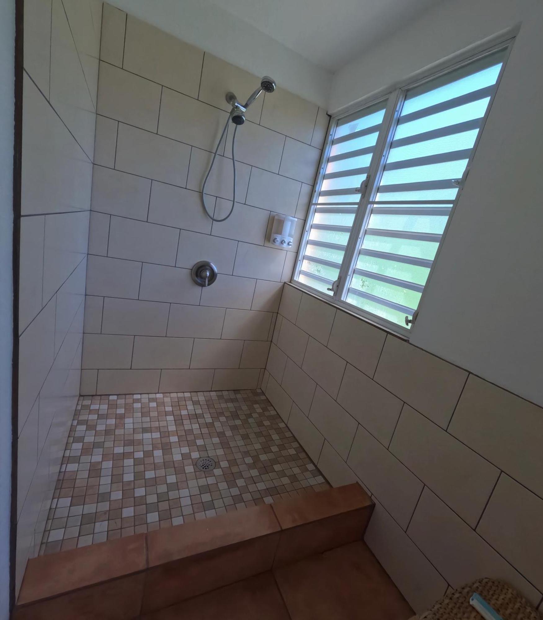 ויסקז Isla Hermosa Guesthouse מראה חיצוני תמונה