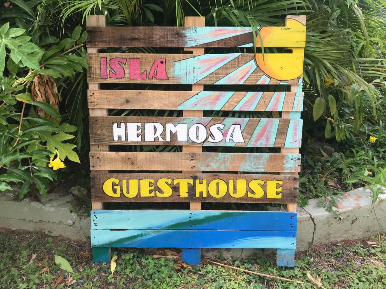 ויסקז Isla Hermosa Guesthouse מראה חיצוני תמונה